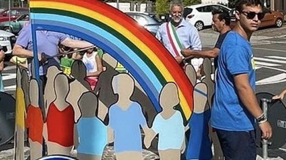 Invorio, inaugurata nuova rotonda in via Pulazzini