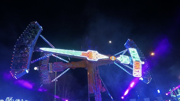 Arona, apre il luna park del Tredicino