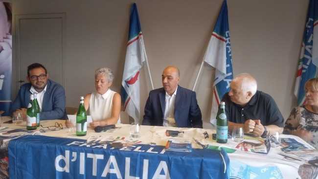 Arona, Mazzari (FdI): "Commissariamento sarebbe un danno enorme alla città"