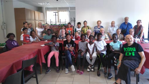 Laboratorio intergenerazionale al centro anziani per la patronale e la festa dell'Uva