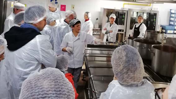 "Cucine a porte aperte" al centro cottura di Fontaneto d'Agogna