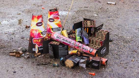 Gozzano, avviso del sindaco sull'utilizzo di fuochi d'artificio e botti