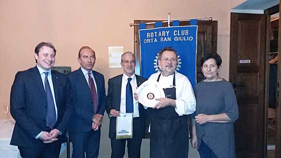 Rotary Club Orta San Giulio: il service "Il Piatto della Bontà" destinato alla pet therapy