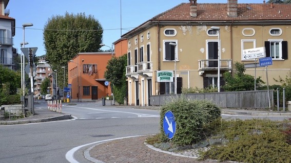 Borgomanero, interventi di risanamento e restauro del ponte di via Matteotti