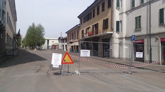Proseguono i lavori di asfaltatura in viale don Minzoni