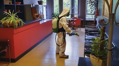 Borgomanero, iniziata la sanificazione dei locali dell'"Opera Pia Curti"