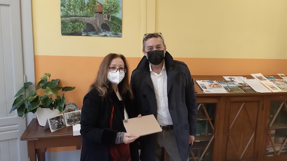 Lions Club Borgomanero-Cusio: donati tablet alle scuole