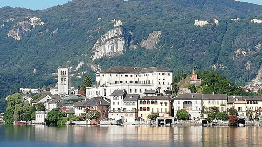 Orta, le date di chiusura della Basilica di San Giulio