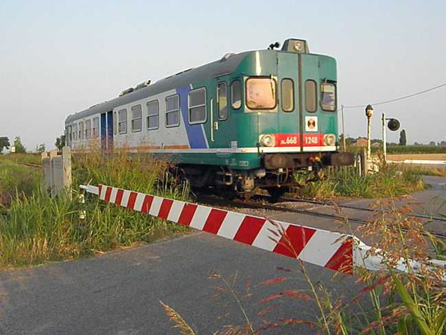 Passaggi a livello sulla Novara-Domodossola: Cressa promotore di incontro con Rfi