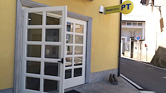 Cavaglio d'Agogna, l'ufficio postale è tornato al vecchio municipio