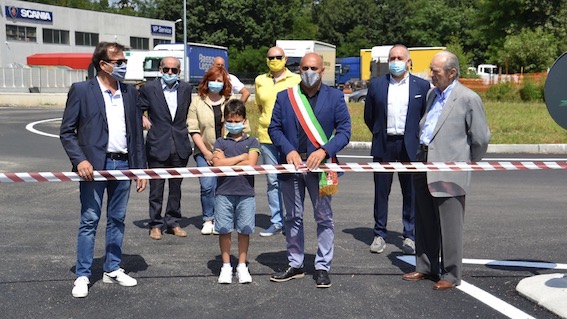 Borgomanero: inaugurato il collegamento tra la tangenziale e l'area industriale di via Resega