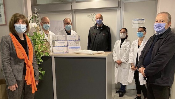 Associazione Mamre: donati dpi  all'ospedale di Borgomanero