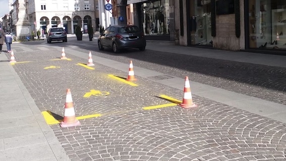 Borgomanero, nuovi stalli per disabili in città
