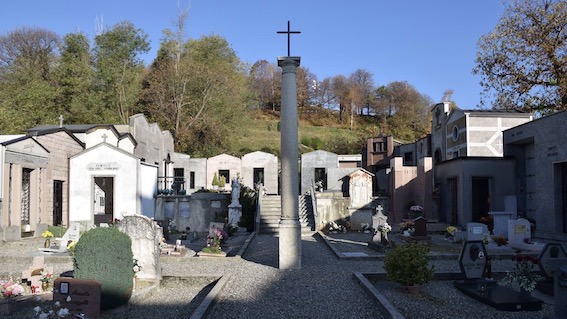 Gozzano, interventi ai cimiteri di Bugnate e Auzate