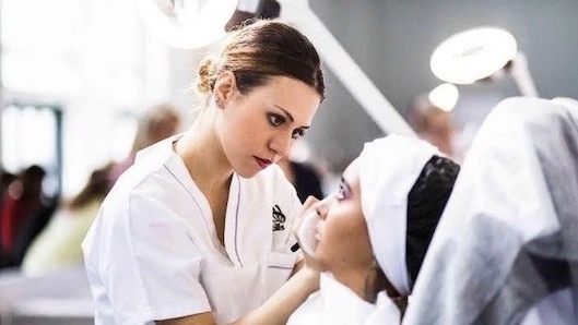 Dall'Enaip all'Accademia Teatro la Scala di Milano: la storia di Laura
