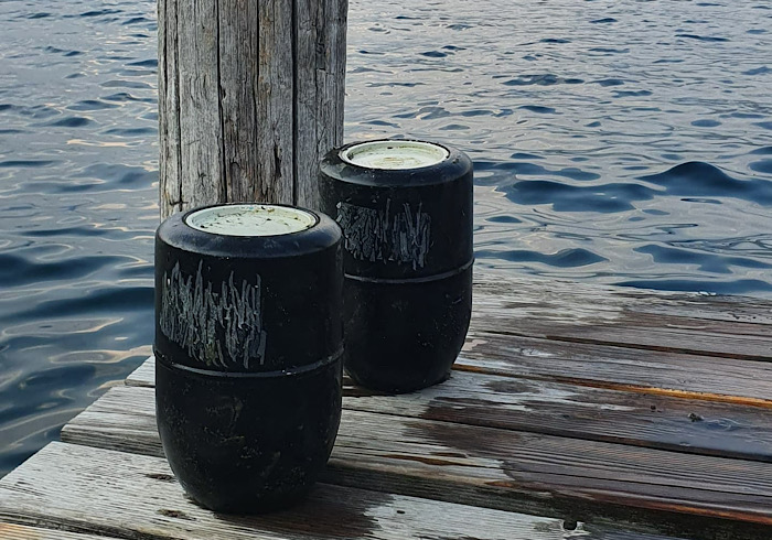 Ripescate dalle acque del lago d’Orta due urne cinerarie 