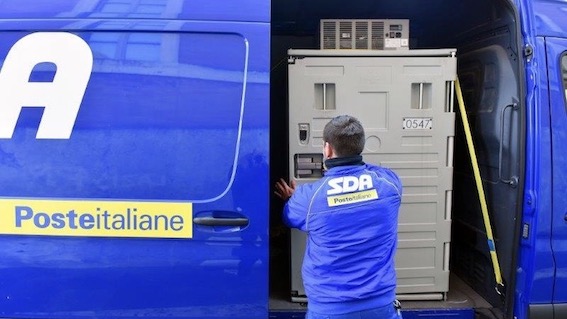  In consegna vaccini Moderna ed AstraZeneca alla farmacia ospedaliera di Borgomanero