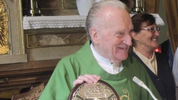 Borgomanero, cordoglio per la scomparsa di don GiovannI Galli