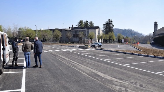 Gozzano, in fase di ultimazione il parcheggio vicino al cimitero