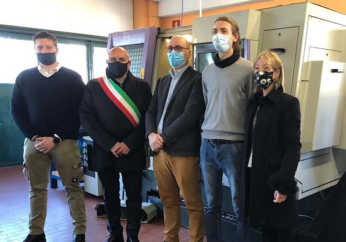 Enaip Borgomanero rinnova le officine: azienda privata dona un tornio alla scuola