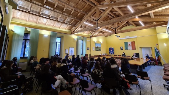 Gozzano, progetto di alternanza scuola-lavoro per tutto l'anno