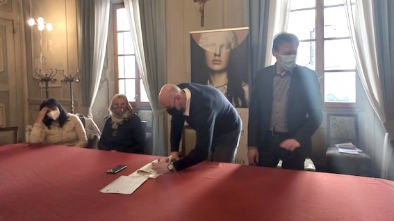 Borgomanero, siglato il "Patto per la lettura"
