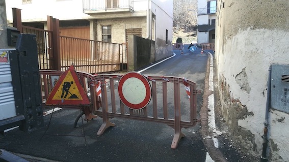  Cedimento della condotta fognaria: chiuso il primo tratto di via Salita Colombaro