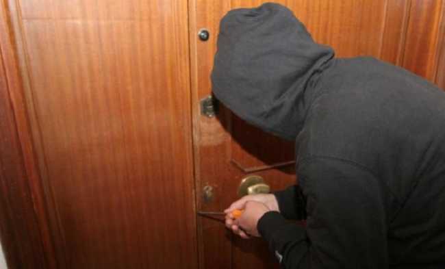 Ladri in azione a Cressa