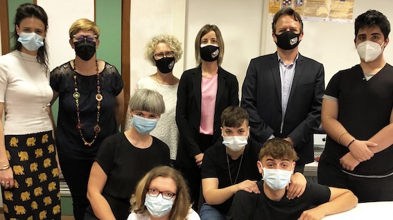 Borgomanero, premiati studenti Enaip per la creazione dei loghi dei progetti di cooperazione