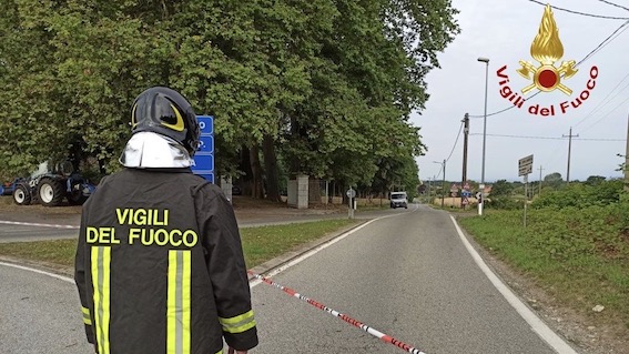 Agrate Conturbia: fuga di gas sulla sp23. Intervento dei vigili del fuoco