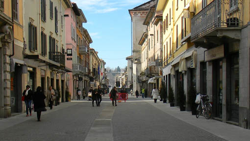 Borgomanero: a luglio cinque serate di shopping, food e altro in centro