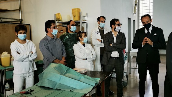 Borgomanero: visita del governatore Cirio al centro vaccinazioni anticovid