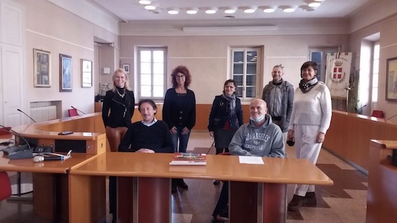 Borgomanero, a dicembre il via alla rassegna “499 seggiole…in teatro”