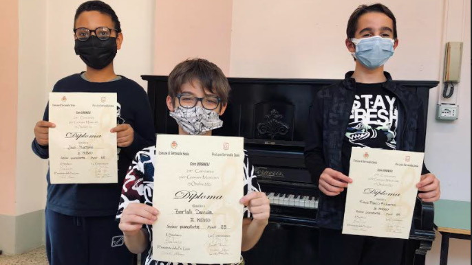 Borgomanero: tre studenti della Gobetti premiati