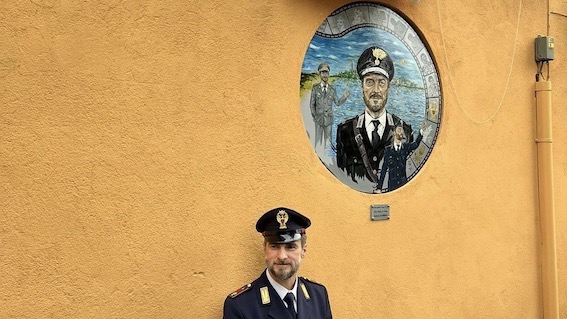 Legro, inaugurato il murale dedicato a Gigi Proietti