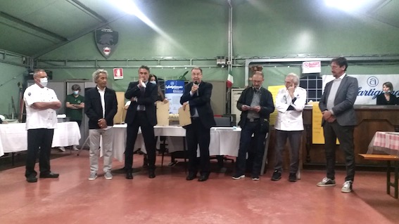 Borgomanero, "Stelle e Padelle": consegnati gli attestati di benemerenza. Foto