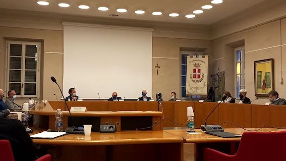 Borgomanero, in consiglio convenzione per la gestione del patrimonio dopo lo scioglimento della società di gestione dell'acquedotto