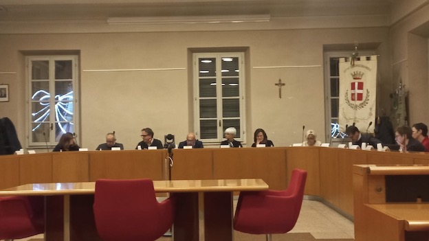 Borgomanero, proroga convenzione gestione Sportello Unico Attività Produttive