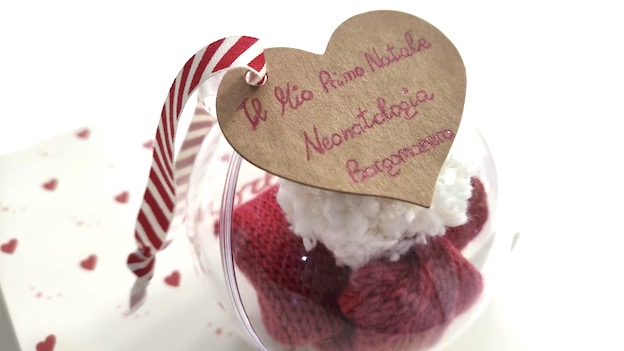 Natale, in tanti per portare un sorriso all'ospedale di Borgomanero