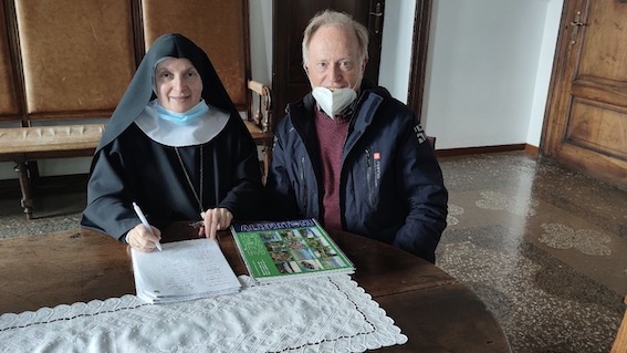 Contratto di lago del Cusio firmato anche dalle benedettine dell'isola di San Giulio