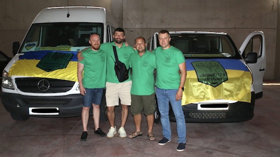 Borgomanero, volontari ucraini al centro di raccolta della Resega