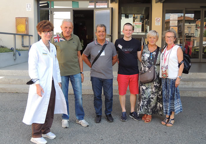 Al S.S. Trinità di Borgomanero attivo servizio informazioni dei Volontari Auser 