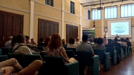 Borgomanero, svolto l'incontro con Carlo Cottarelli