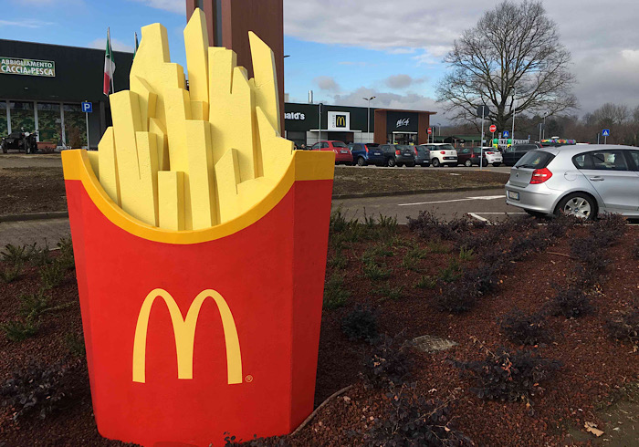 McDonald’s cerca 84 dipendenti da inserire nello staff della provincia di Novara