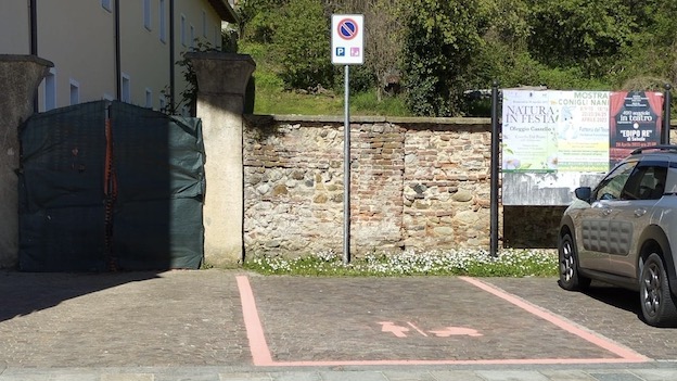 Bogogno, realizzati "parcheggi rosa"