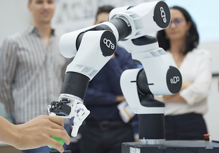 Bracci robotici educativi nei laboratori Enaip