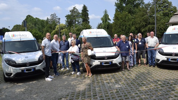 Consegnati tre nuovi mezzi attrezzati ad Auser Borgomanero