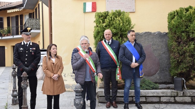 Bolzano Novarese, targa dedicata a Rino Pettinaroli e Piero Faietti