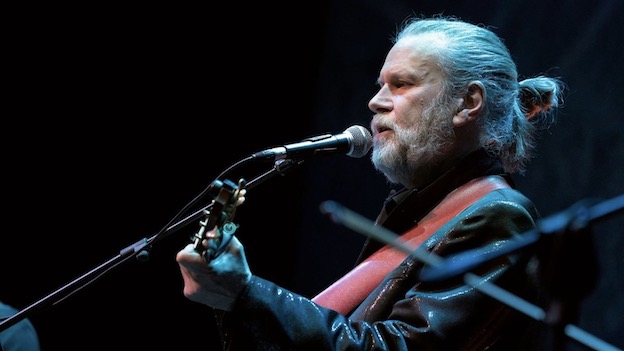 Per la rassegna “Bis! 2 laghi 2 palchi”, a Gozzano ospite Beppe Gambetta