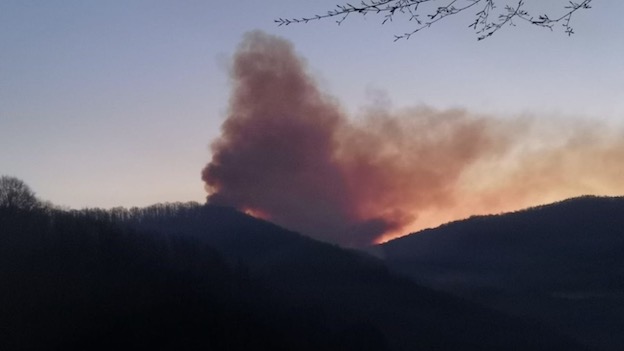 Incendio alle pendici del Mottarone ad Armeno